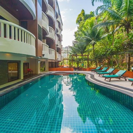Ratana Hill Patong Aparthotel Bagian luar foto