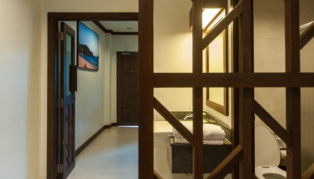 Ratana Hill Patong Aparthotel Ruang foto