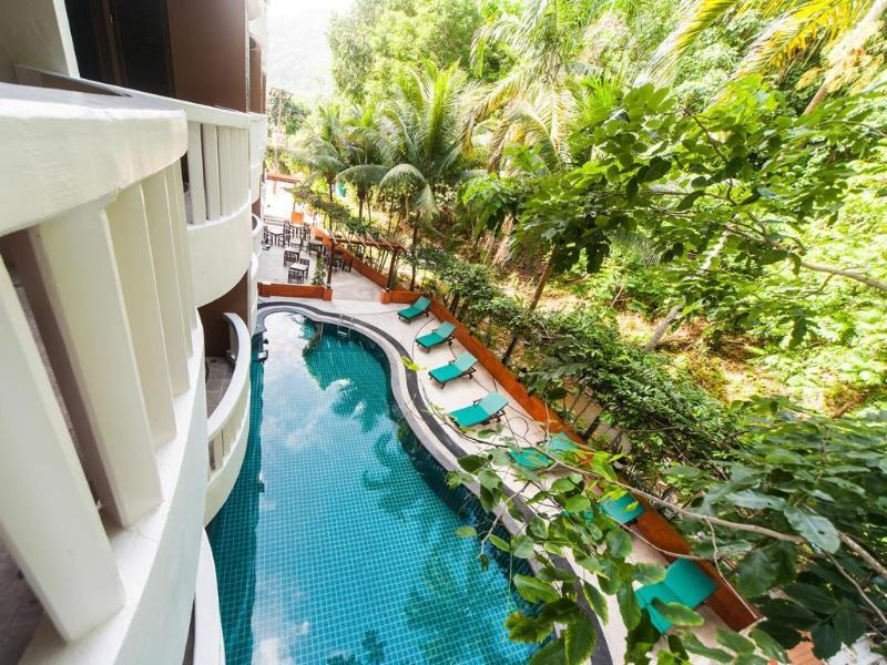 Ratana Hill Patong Aparthotel Bagian luar foto