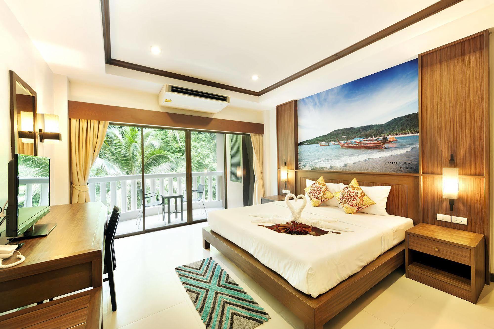 Ratana Hill Patong Aparthotel Bagian luar foto